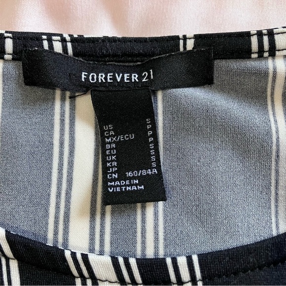 💛2FOR$12 Forever 21 Black&White Striped Blouse - Picture 6 of 8